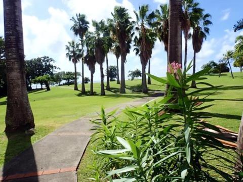 Pierre & Vacances Antigua 03 Сен-Лу Екстериор снимка